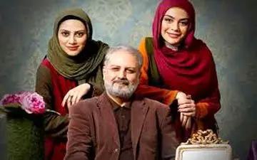 سلفی توماشینی خانواده هنرمند فرجاد در راه جشن حافظ (عکس)