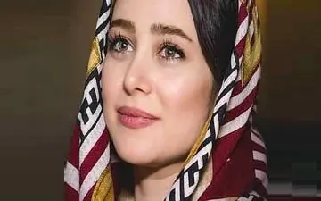 ظاهر الناز حبیبی به عنوان مدل میکاپ