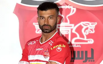  کارت بازی مدافع جدید پرسپولیس صادر شد 