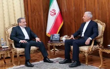 دیدار سرکنسول جدید جمهوری اسلامی ایران در گوانجو با عراقچی