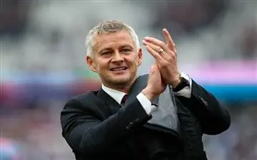 سرمربی یونایتد: رونالدو می‌تواند بعد از 40 سالگی هم بازی کند