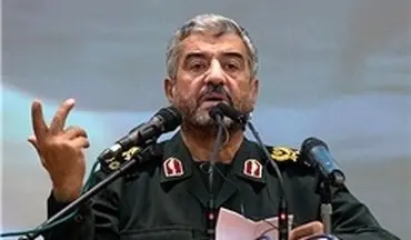 فرمانده کل سپاه پاسداران: دولت بدون تفنگ تحقیر و تسلیم خواهد شد 