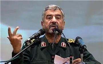 فرمانده کل سپاه پاسداران: دولت بدون تفنگ تحقیر و تسلیم خواهد شد 