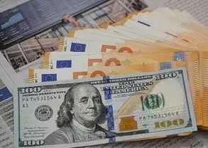 بازار ارز در مدار احتیاط؛ آیا روند اصلاح قیمت دلار پس از تعطیلات ادامه دارد؟