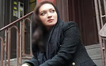 عکس عجیبی از حضور “بازیگران ایرانی” در یک دورهمی در آمریکا| نیکی کریمی و فریماه فرجامی در یک قاب!
