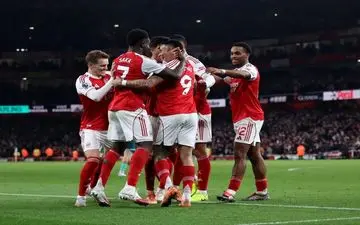 نه سیتی، نه پپ؛ نویل جام را برای آرسنال کنار گذاشت