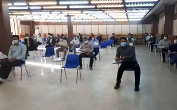 لاری:چطور می‌توانیم ریسک کنیم و برگزاری کنکور را عقب بیندازیم؟!