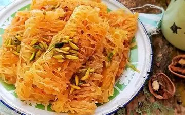 طرز تهیه شیرینی رشته خوشکار گیلانی؛ خوشمزه، مجلسی و اصیل