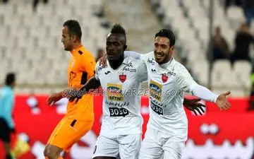  هدیه شجاع برای طرفدار بیمار پرسپولیس