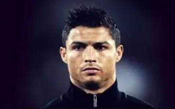 فوتبالیست سرشناس همه را با عکسی غیر منتظره شوکه کرد!