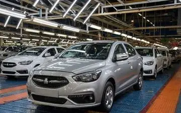 
خبر مهم وزیر صمت درباره آیین‌نامه واردات خودرو
