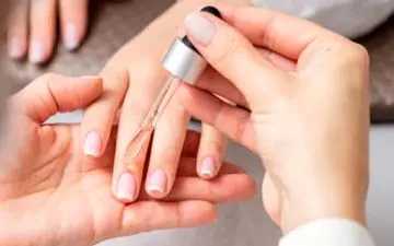 آشنایی با بهترین روغن ها برای سلامت ناخن